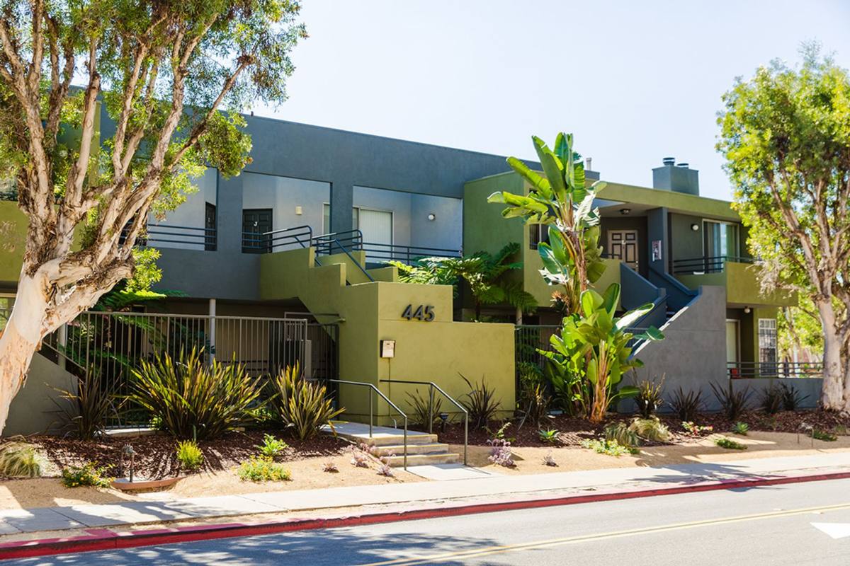Apartment for rent at 445 W University Ave, San Diego, CA 92103
