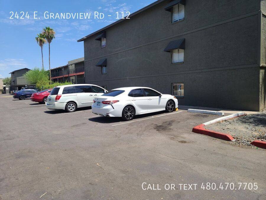 Apartment for rent at 2424 E Grandview Rd, Phoenix, AZ 85032