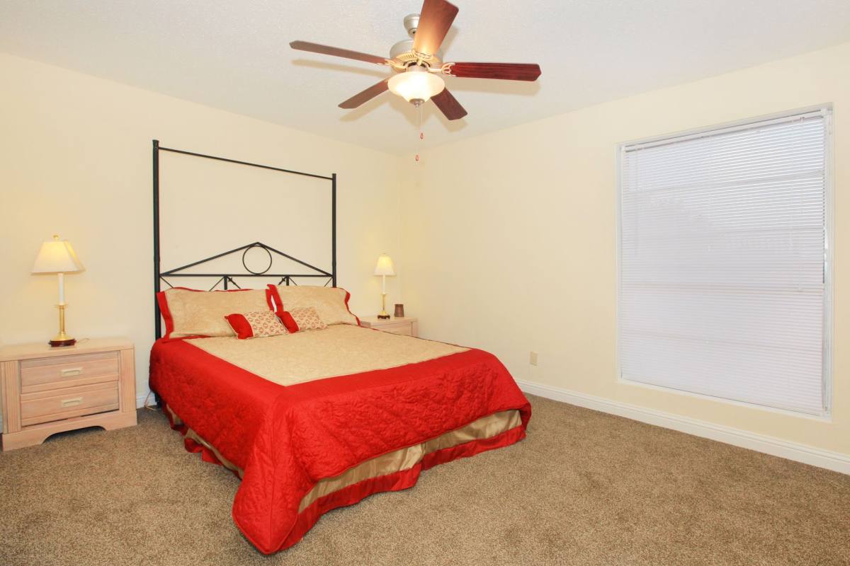 Apartment for rent at 313 Sunnyside St, Houston, TX 77076