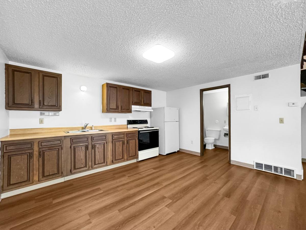 Apartment for rent at 2317 2319 Knapp St, Ames, IA 50014