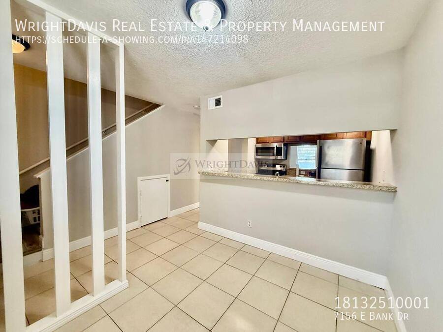 Condo for rent at 7156 E Bank Dr, Tampa, FL 33617