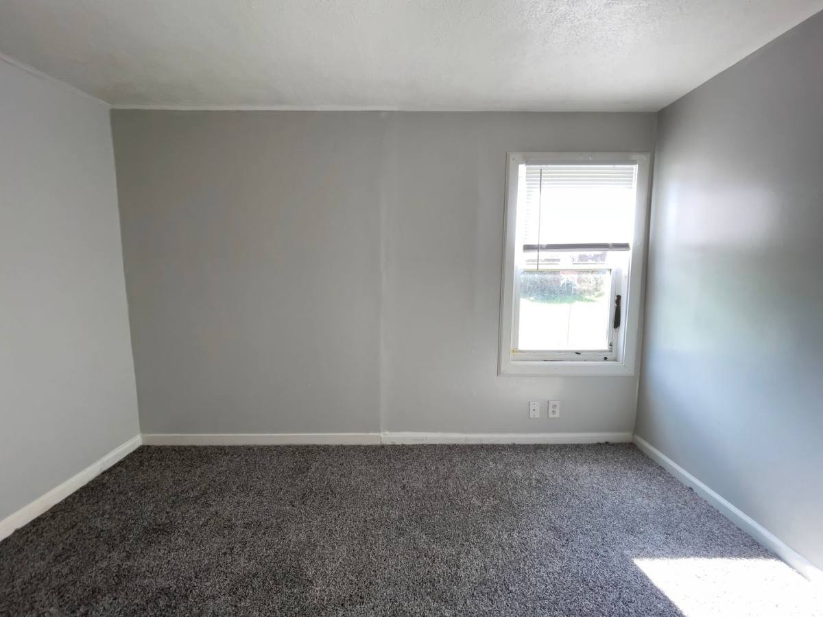 Apartment for rent at 1521 E Kirby Ave, Muncie, IN 47302