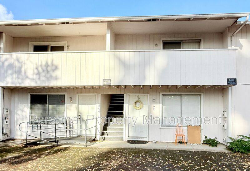 Apartment for rent at 506 E 34th St #C, Vancouver, WA 98663