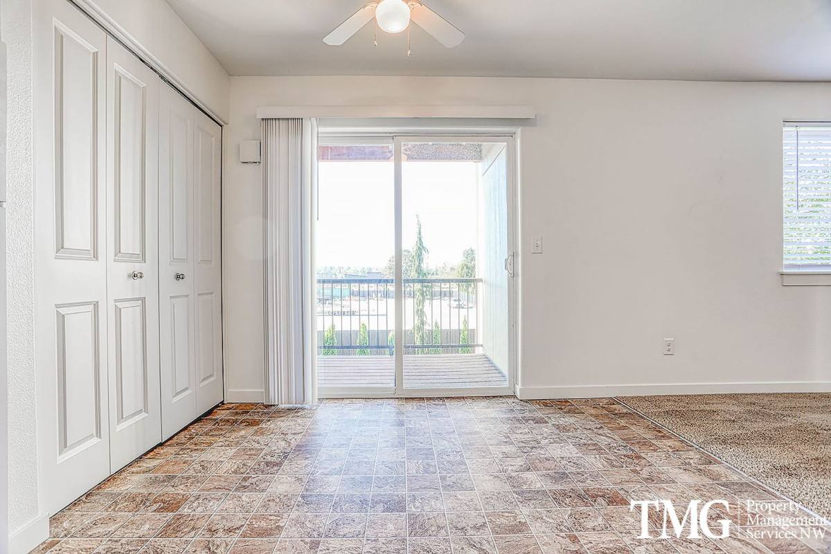 Apartment for rent at 1017 SE 12th Ave, Battle Ground, WA 98604