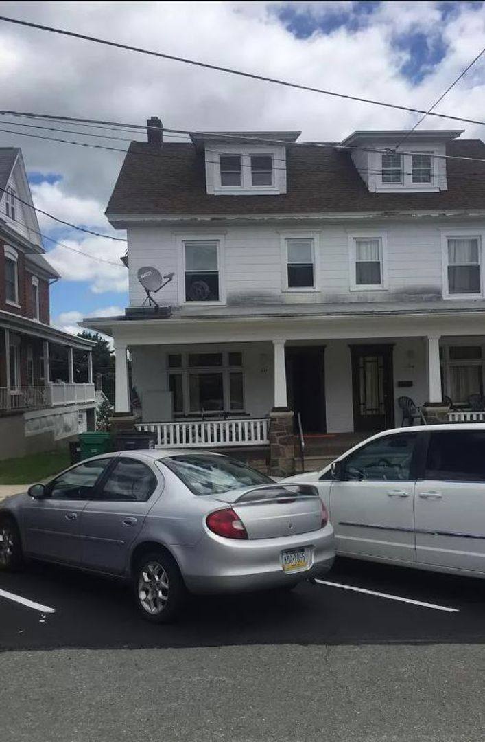 Apartment for rent at 215-217 N 2nd St, Lehighton, PA 18235