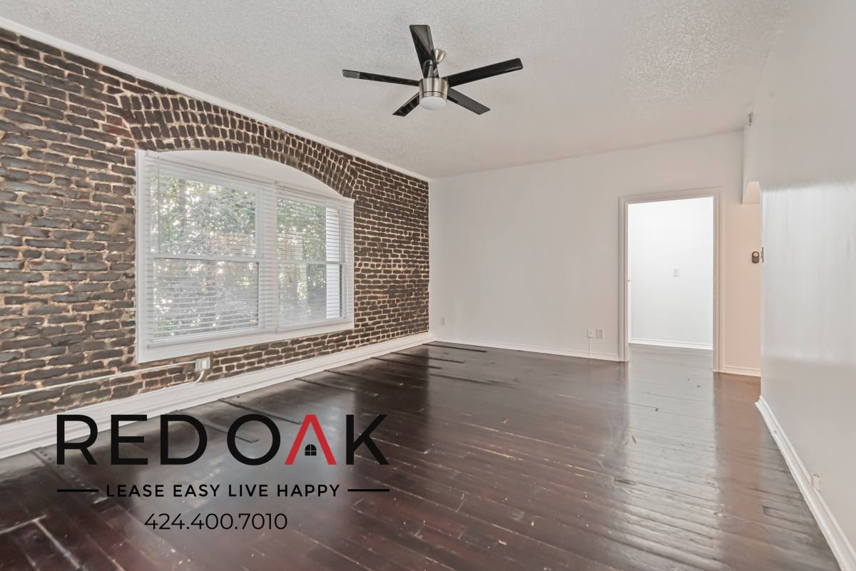 Condo for rent at 854 S Oxford Ave #404, Los Angeles, CA 90005