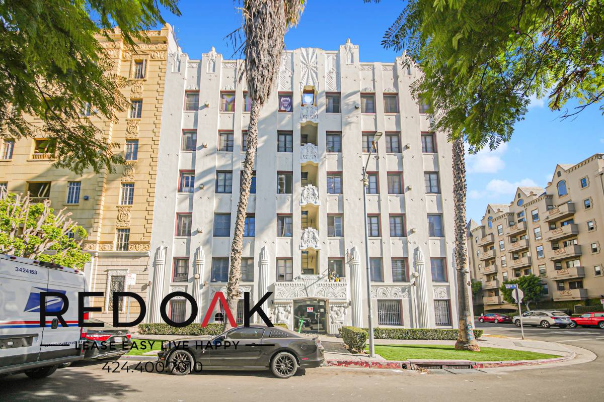 Condo for rent at 854 S Oxford Ave #404, Los Angeles, CA 90005