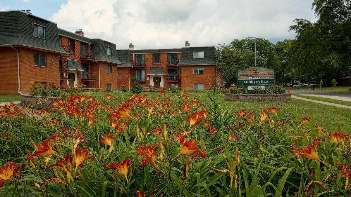 Apartment for rent at 306-410 E Michigan, Urbana, IL 61801