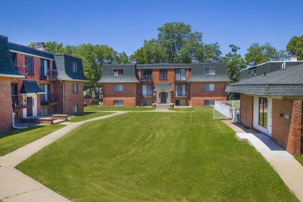 Apartment for rent at 306-410 E Michigan, Urbana, IL 61801