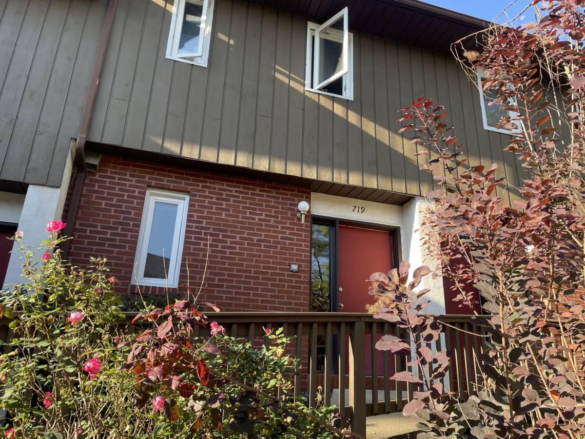Townhouse for rent at 719 W College Ave, State College, PA 16801