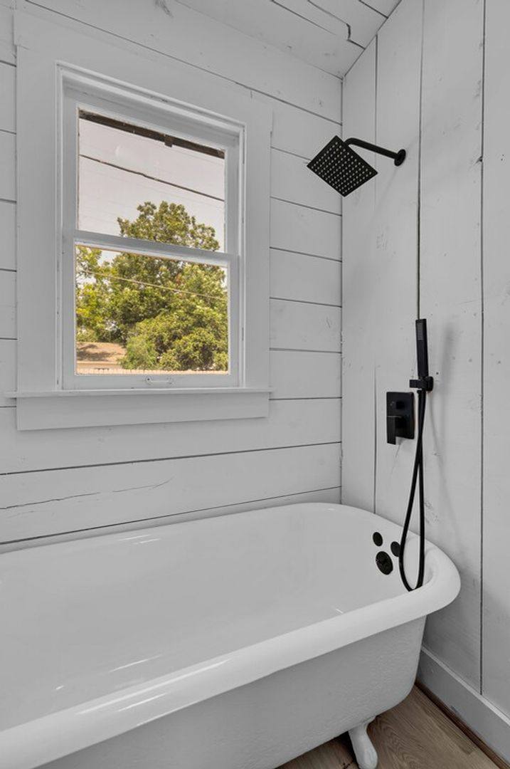 House for rent at 1905 N 19th St, Waco, TX 76707