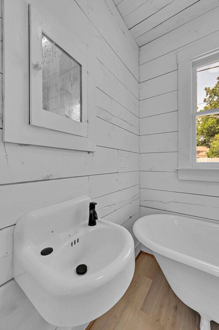 House for rent at 1905 N 19th St, Waco, TX 76707