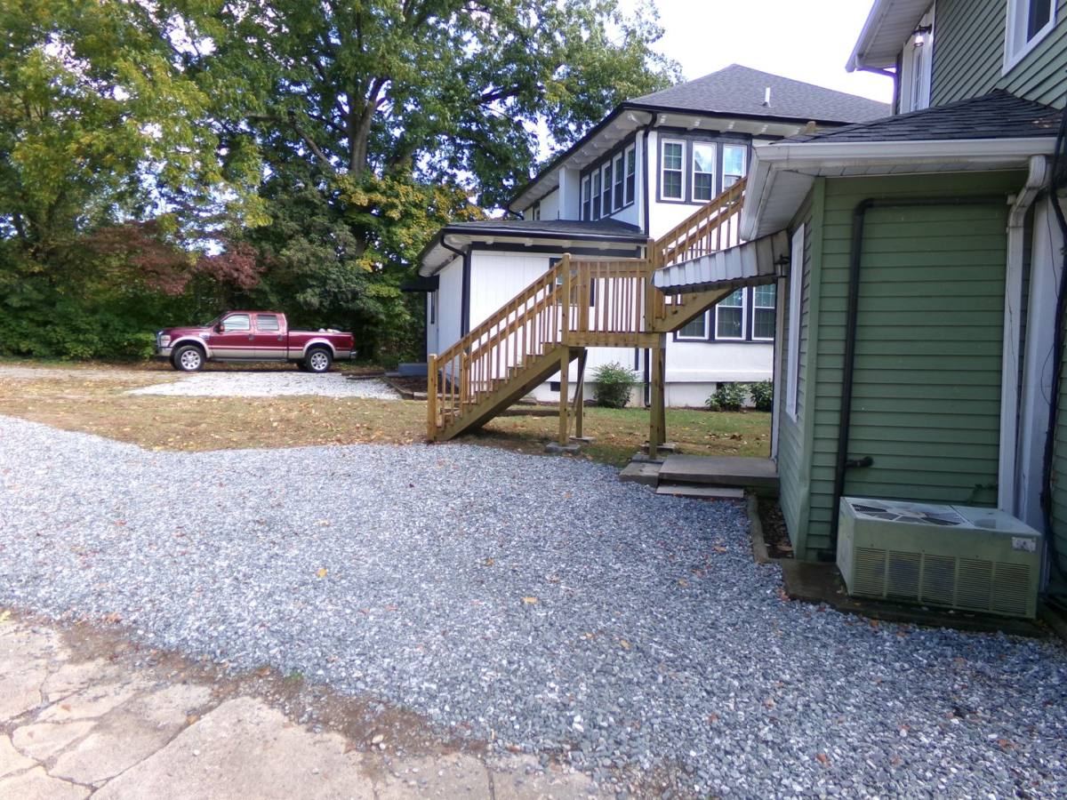 Apartment for rent at 1529 W First St, Winston Salem, NC 27101