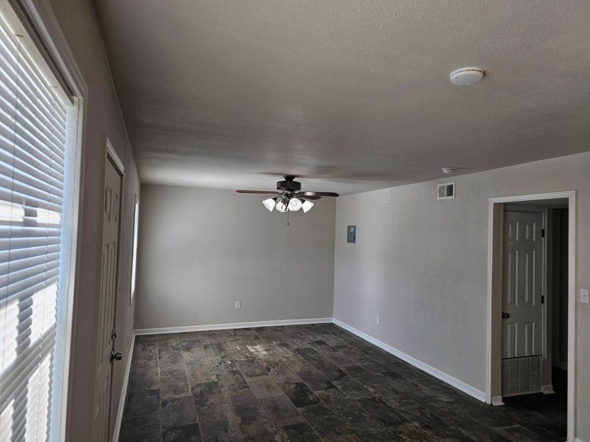 Apartment for rent at 306 N Gilmer St, Killeen, TX 76541
