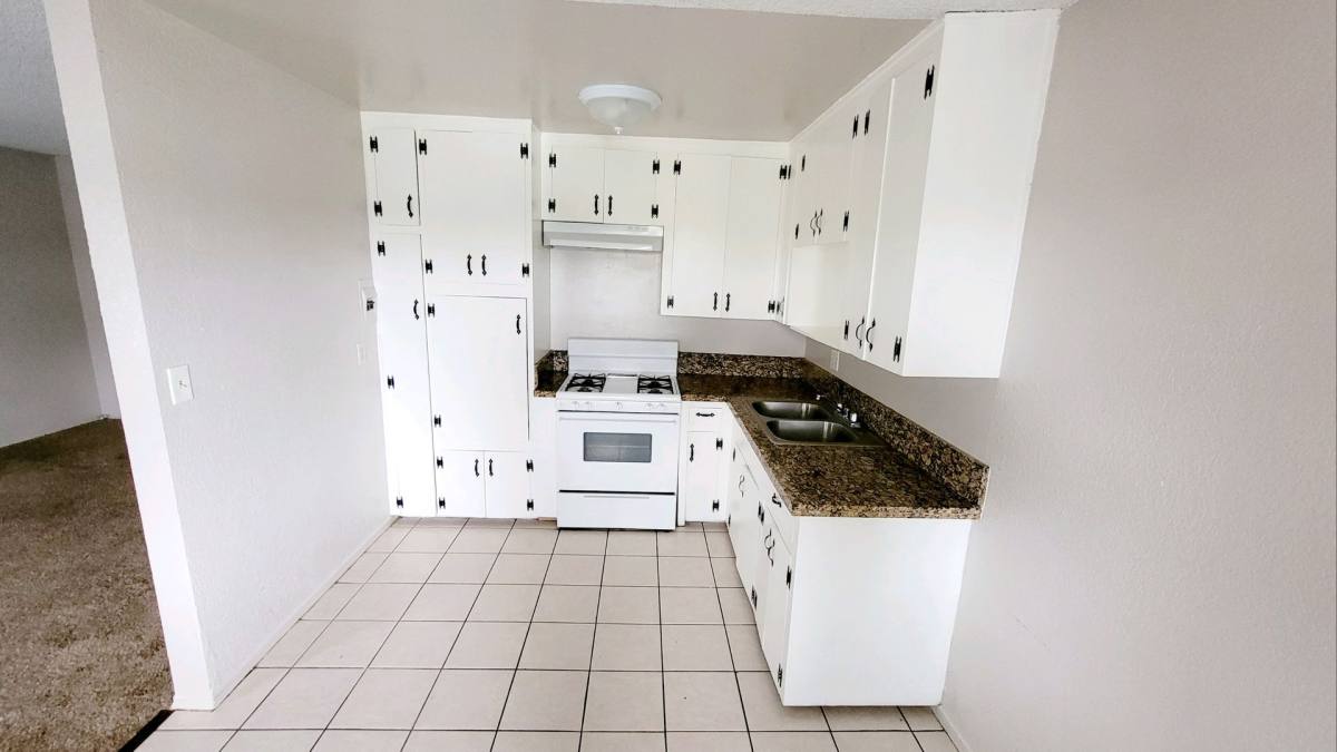 Apartment for rent at 1210 Stoneridge, Ontario, CA 91762