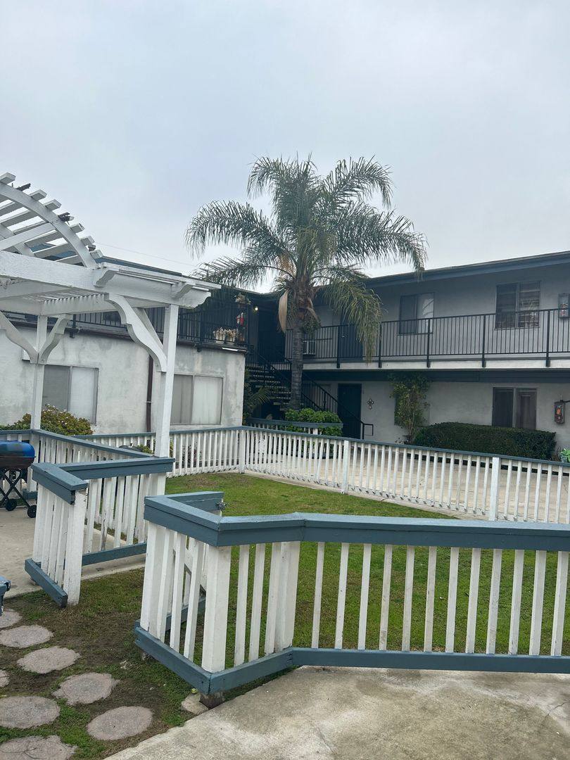 Apartment for rent at 1210 Stoneridge, Ontario, CA 91762