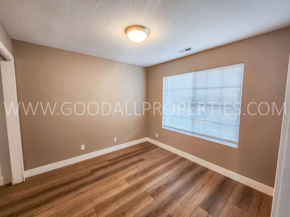 House for rent at 425 SE Waco Place, Waukee, IA 50263