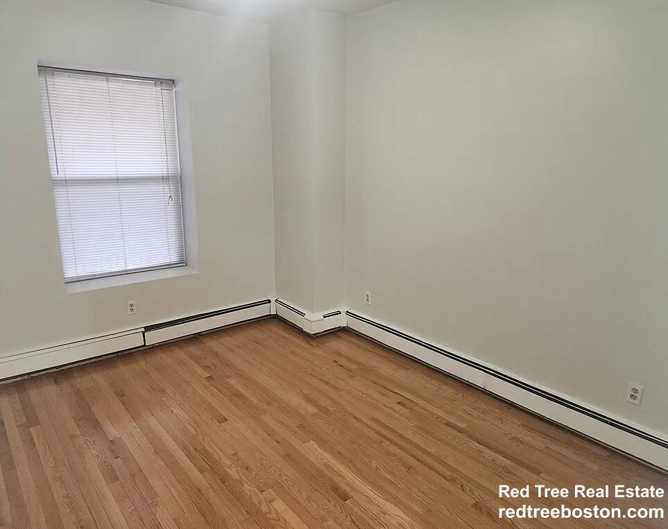 Apartment for rent at 3148 Washington St #2, Jamaica Plain, MA 02130