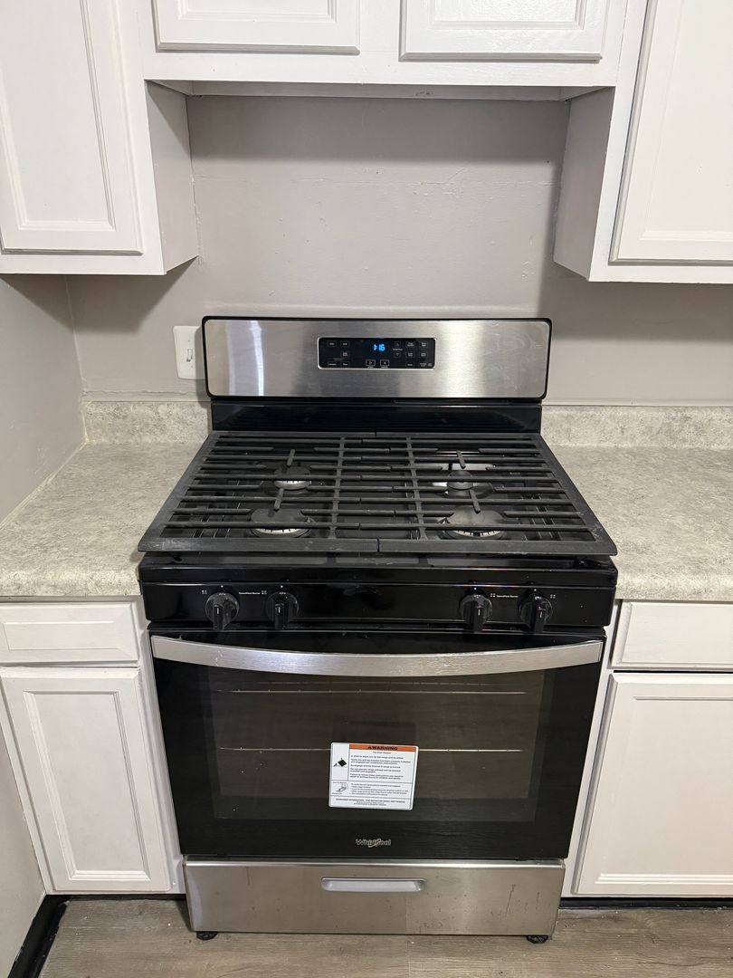 Apartment for rent at 3054 W Madison St #101, Chicago, IL 60612