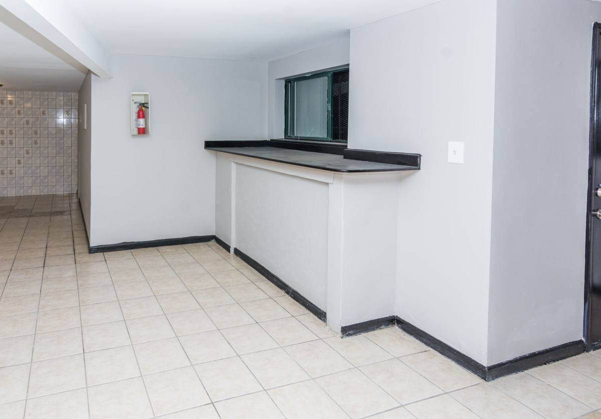 Apartment for rent at 6137 S Indiana Ave #G, Chicago, IL 60637