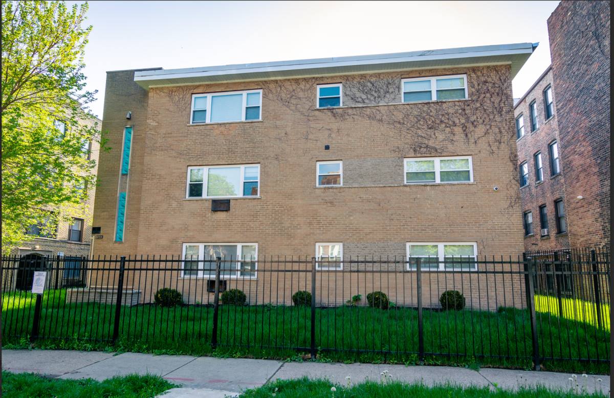 Apartment for rent at 8215 S Ellis Ave #103, Chicago, IL 60619