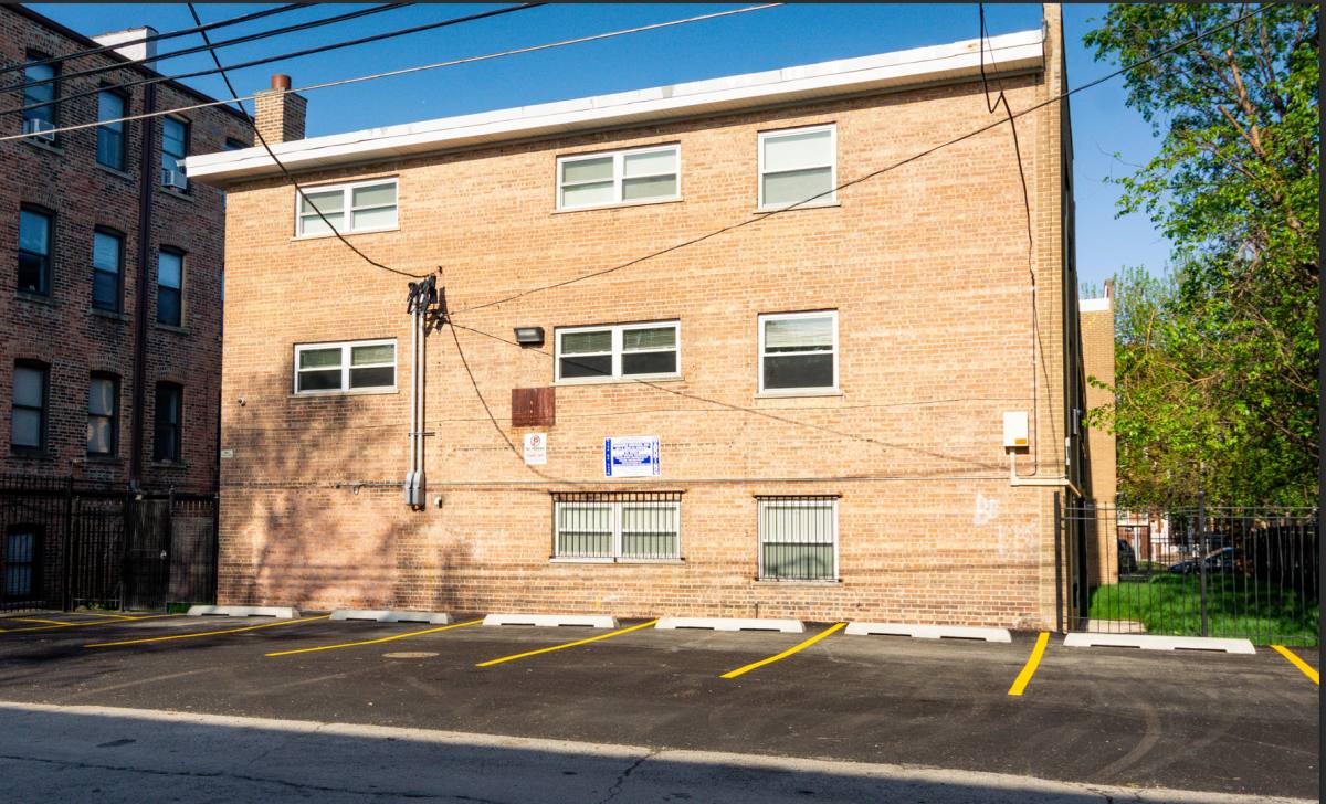 Apartment for rent at 8215 S Ellis Ave #103, Chicago, IL 60619