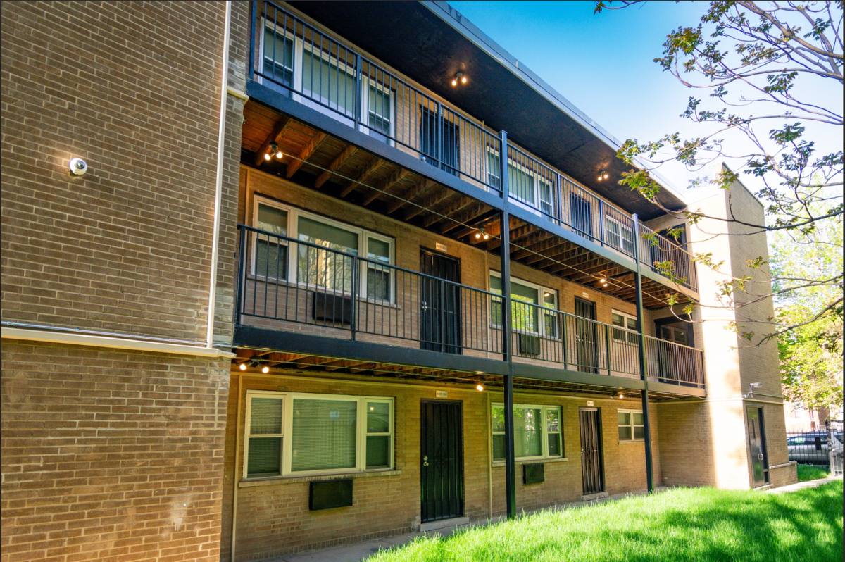 Apartment for rent at 8215 S Ellis Ave #103, Chicago, IL 60619