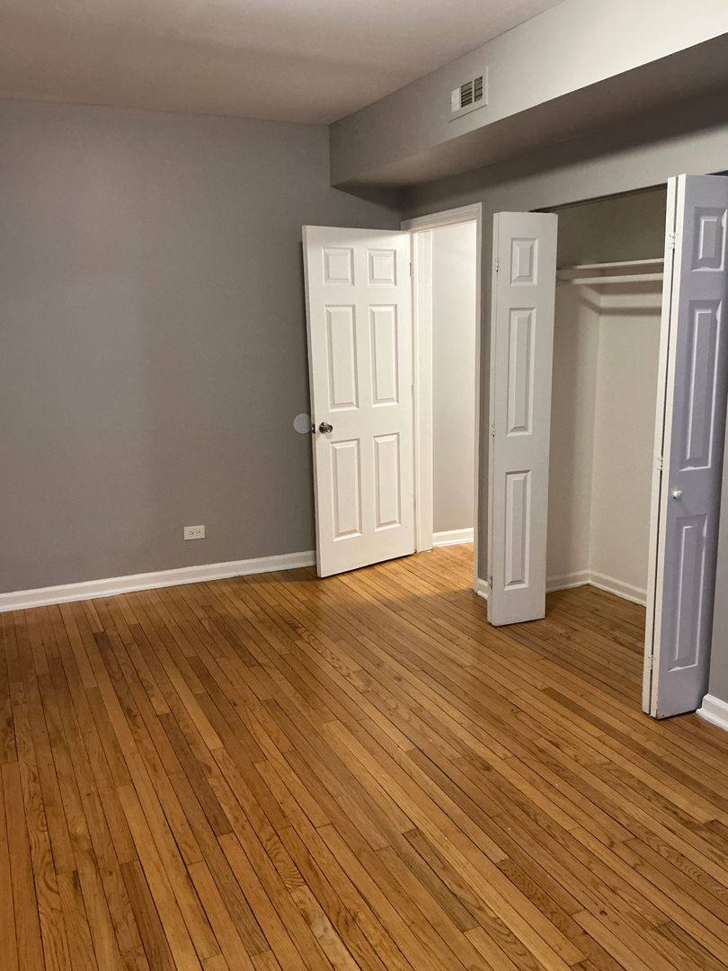 Apartment for rent at 7548 S Stewart Ave #2B, Chicago, IL 60620