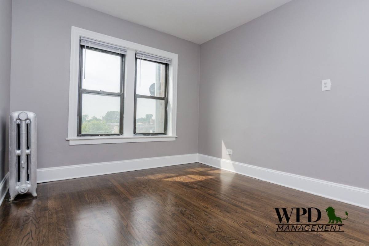 Apartment for rent at 1307 W 82nd St #3, Chicago, IL 60620