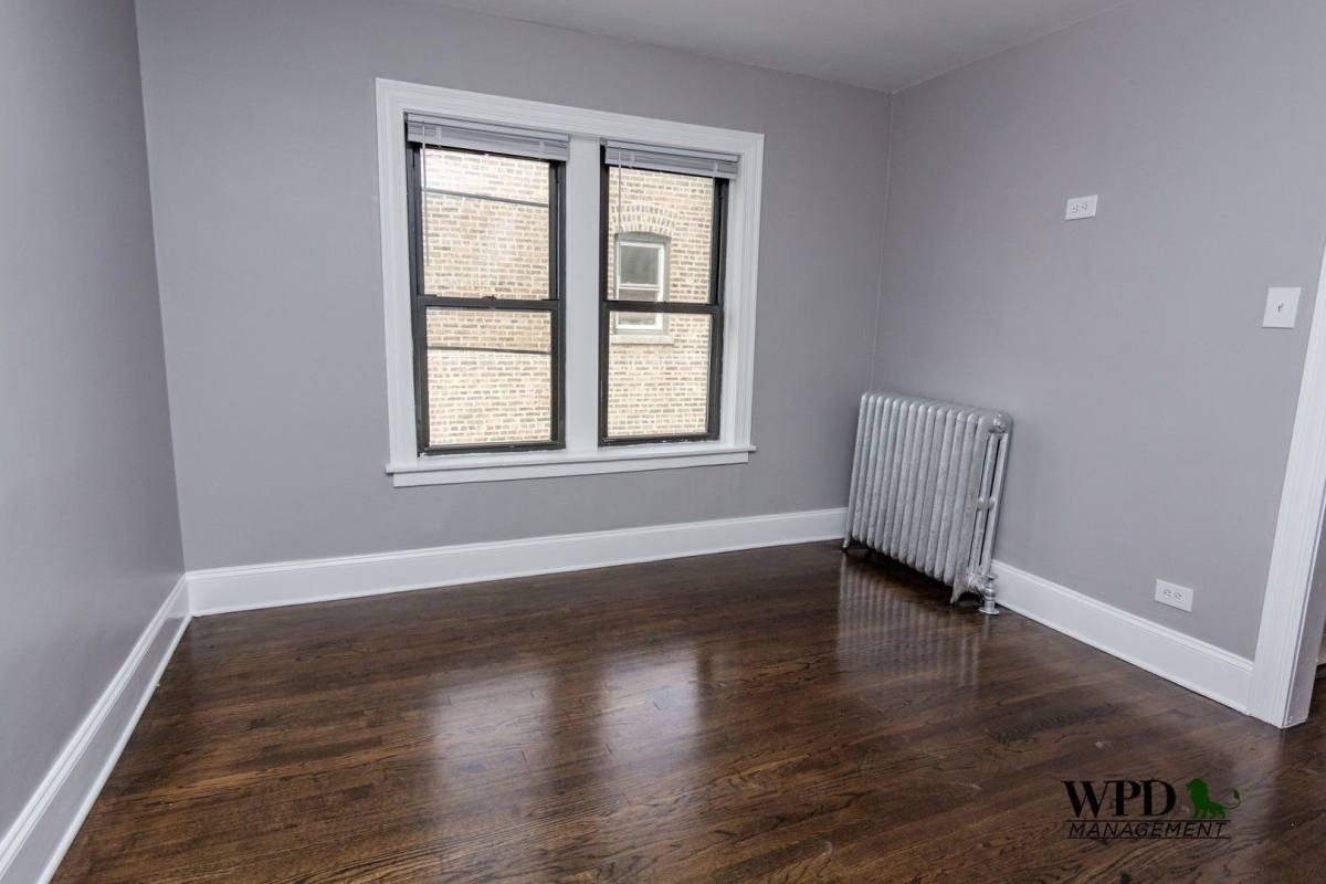 Apartment for rent at 1307 W 82nd St #3, Chicago, IL 60620