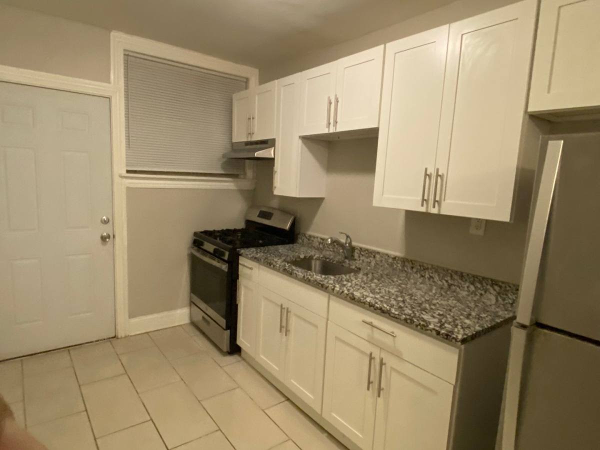 Apartment for rent at 1340 W 82nd St, Chicago, IL 60620
