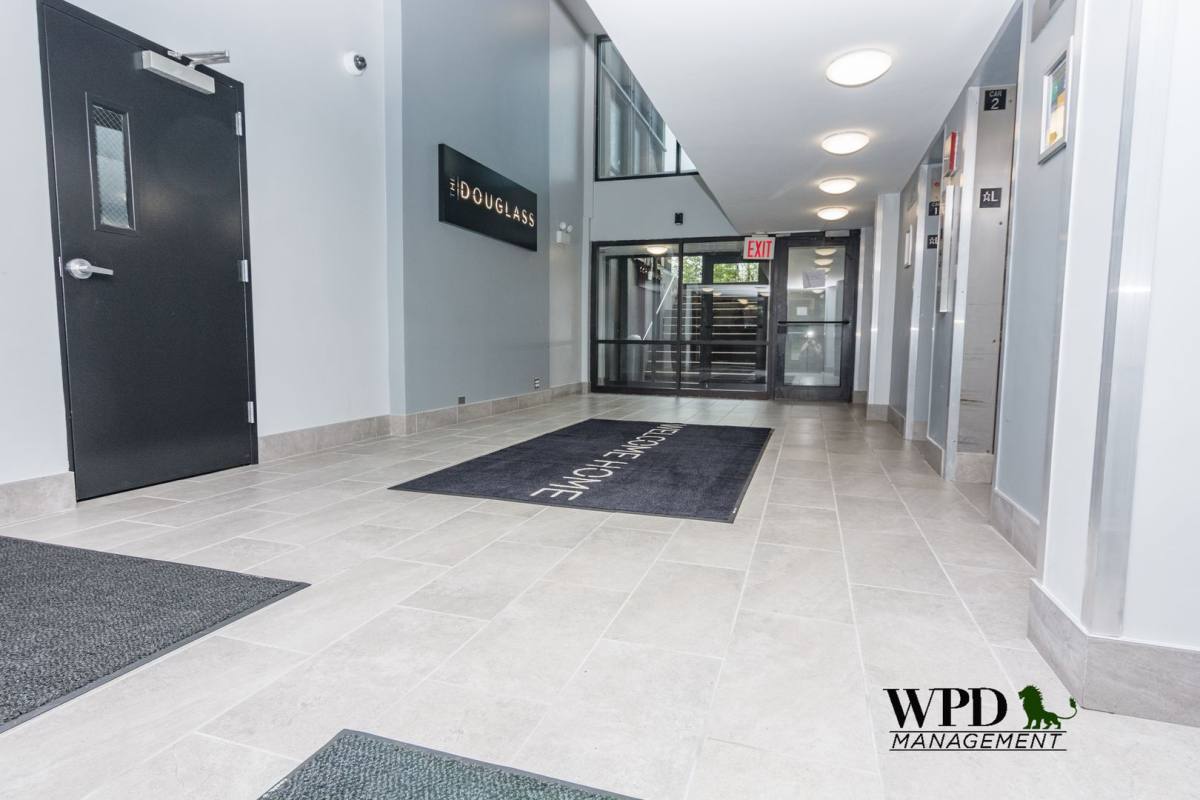 Apartment for rent at 6503 S Lowe Ave, Chicago, IL 60621
