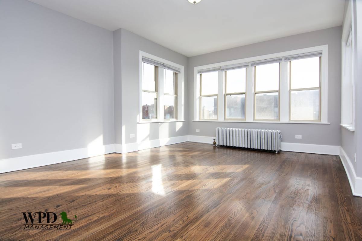 Apartment for rent at 1642 W 81st St, Chicago, IL 60620