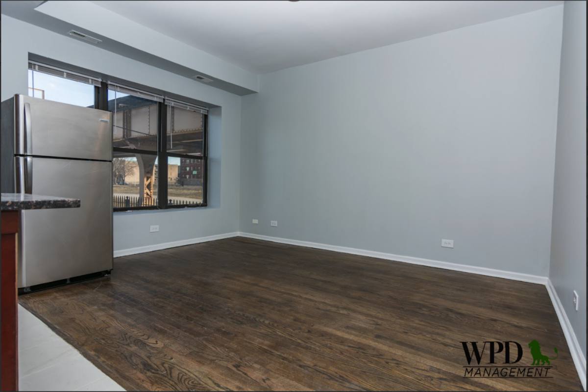 Apartment for rent at 314 E 53rd St #3, Chicago, IL 60615