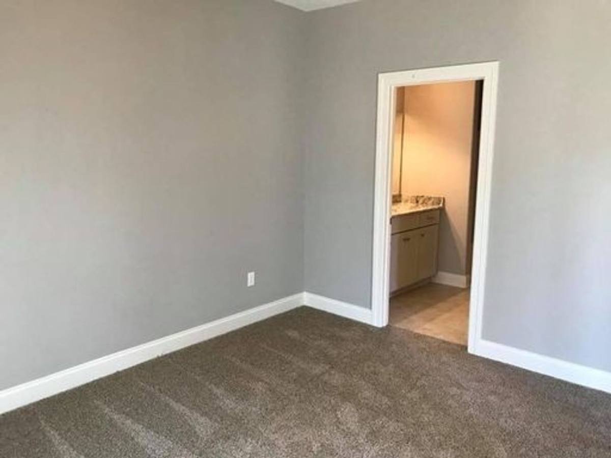 Townhouse for rent at 500 Fifer Circle, Oxford, MS 38655