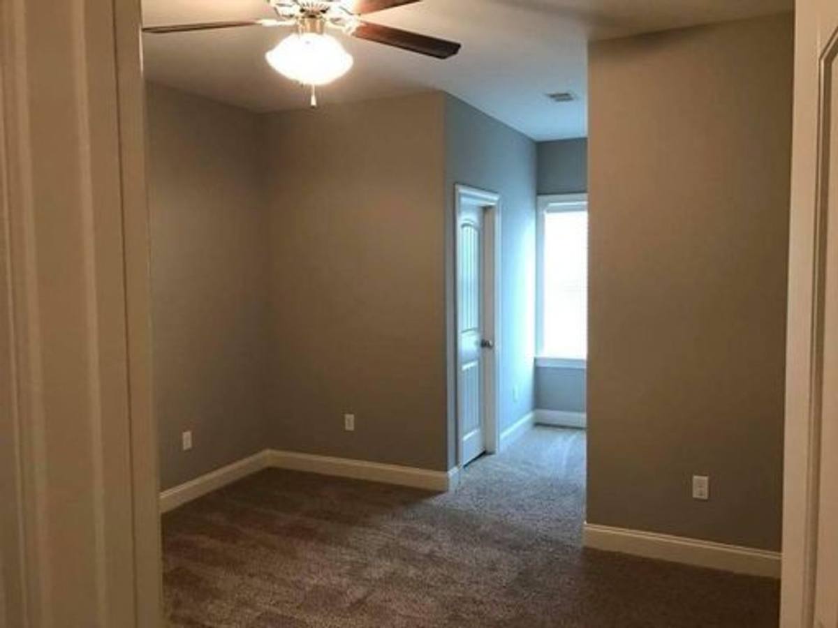 Townhouse for rent at 500 Fifer Circle, Oxford, MS 38655