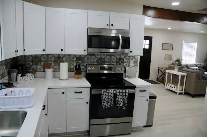 House for rent at 153 Sunset Ave S, Salt Lake City, UT 84115