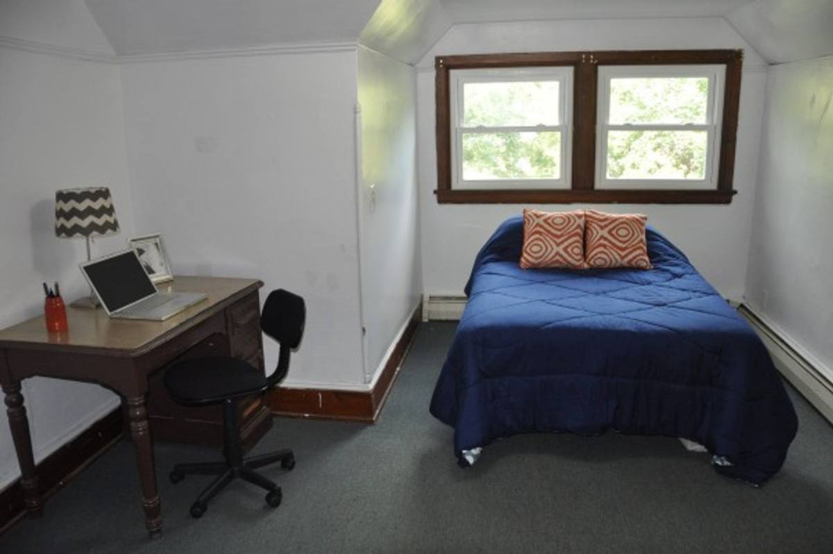 Apartment for rent at 525 Plum St, Syracuse, NY 13204