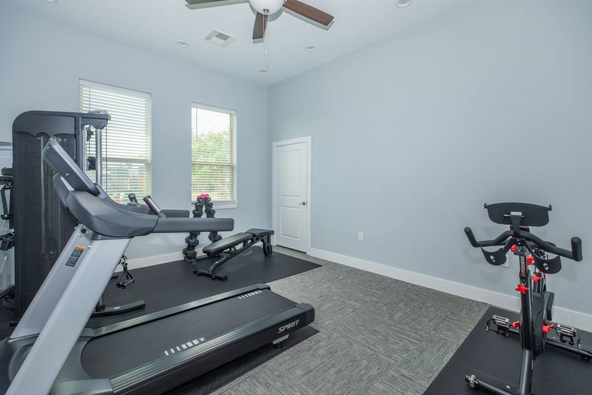 Apartment for rent at 670 Maxey Rd, Houston, TX 77013