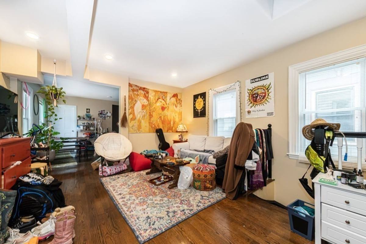 Apartment for rent at 1569 Tremont St #4, Roxbury Crossing, MA 02120