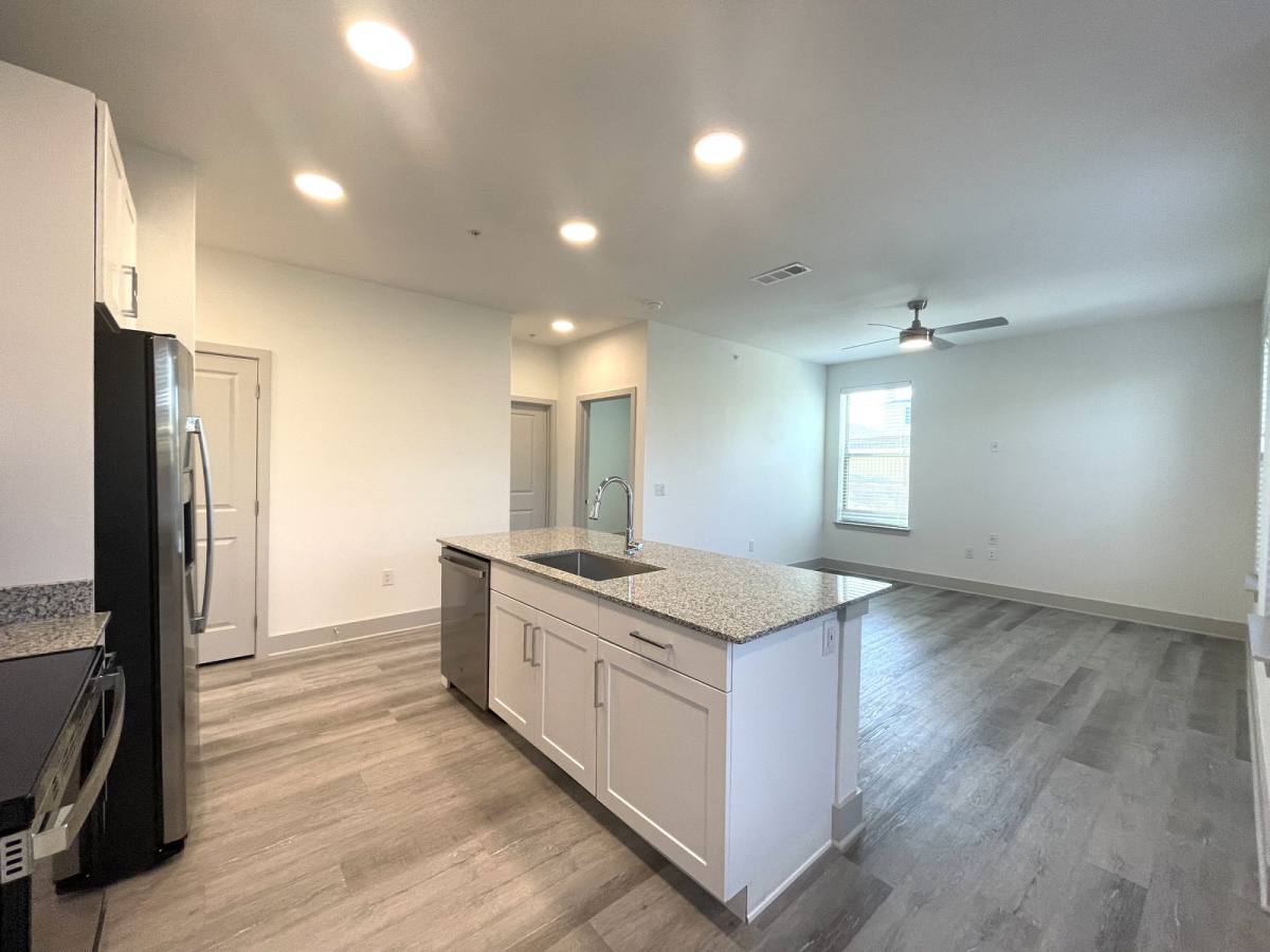 Apartment for rent at 2115 Commercial Loop #9102, San Marcos, TX 78666