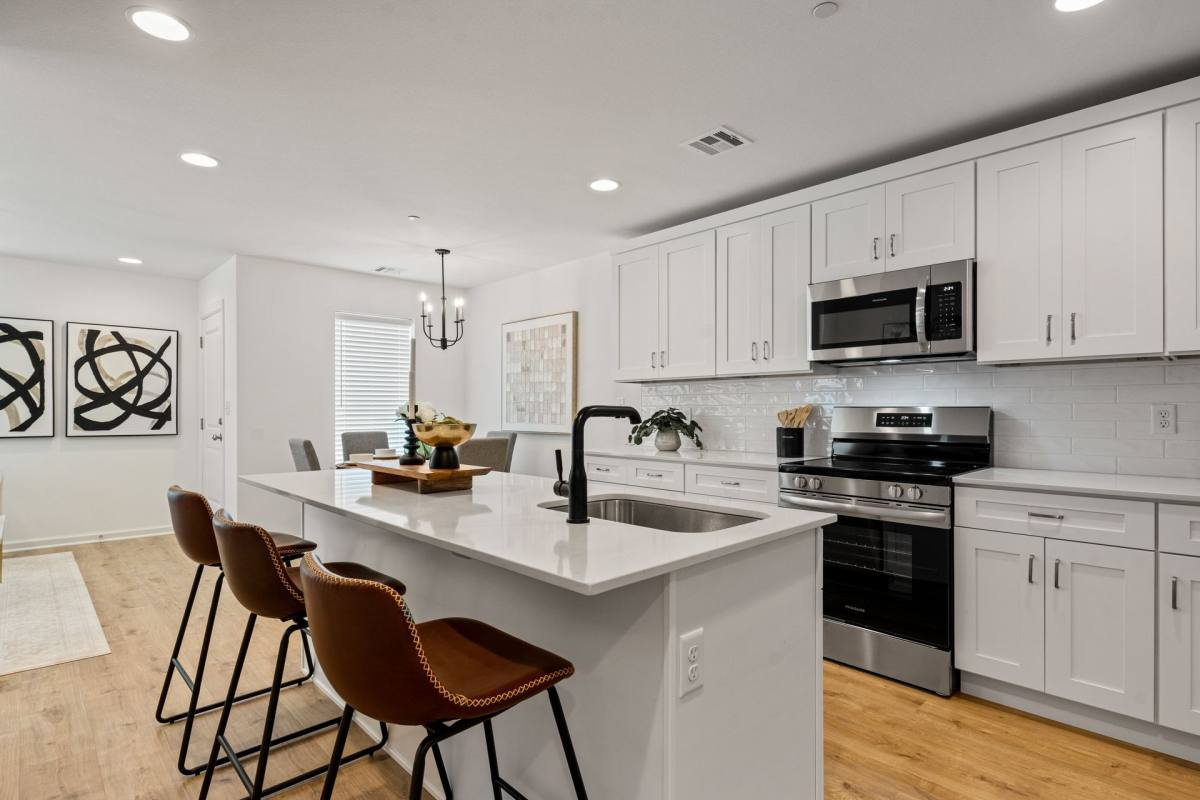 Townhouse for rent at 3405 N 1st St, Broken Arrow, OK 74012