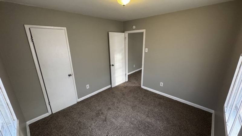 Apartment for rent at 832 Whitford Place, Memphis, TN 38106