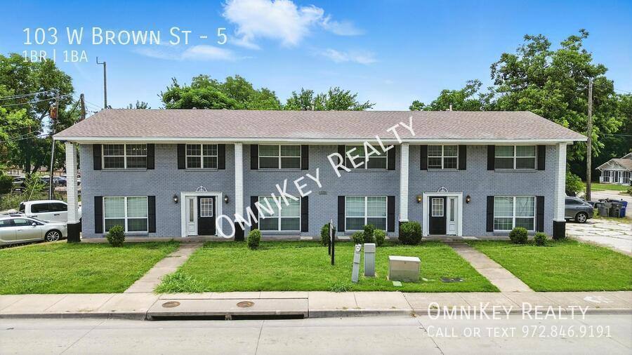 Apartment for rent at 103 W Brown St #5, Wylie, TX 75098