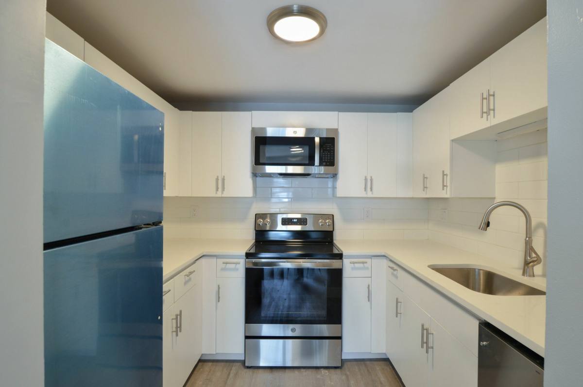 Townhouse for rent at 1049 Pleasant St #6, New Bedford, MA 02740