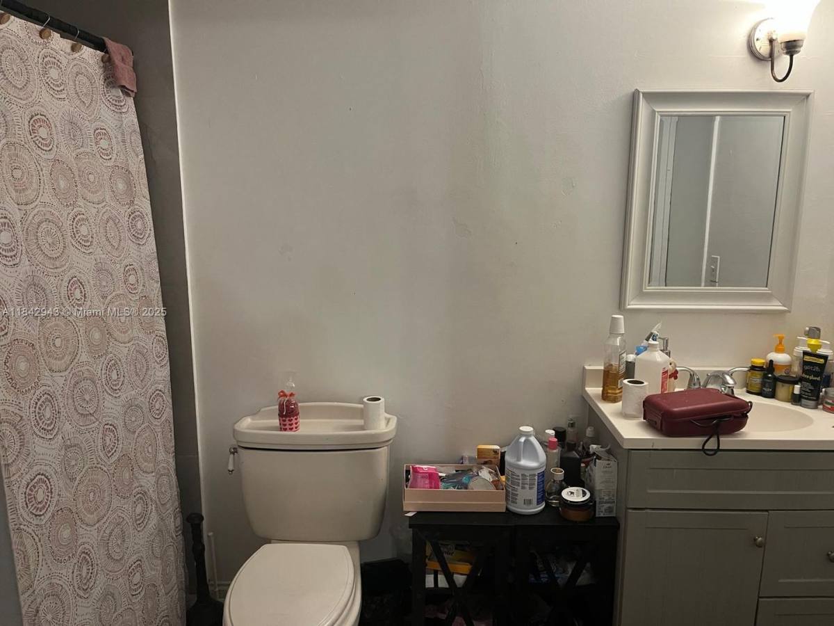 House for rent at 1101 Grant St, West Palm Beach, FL 33407