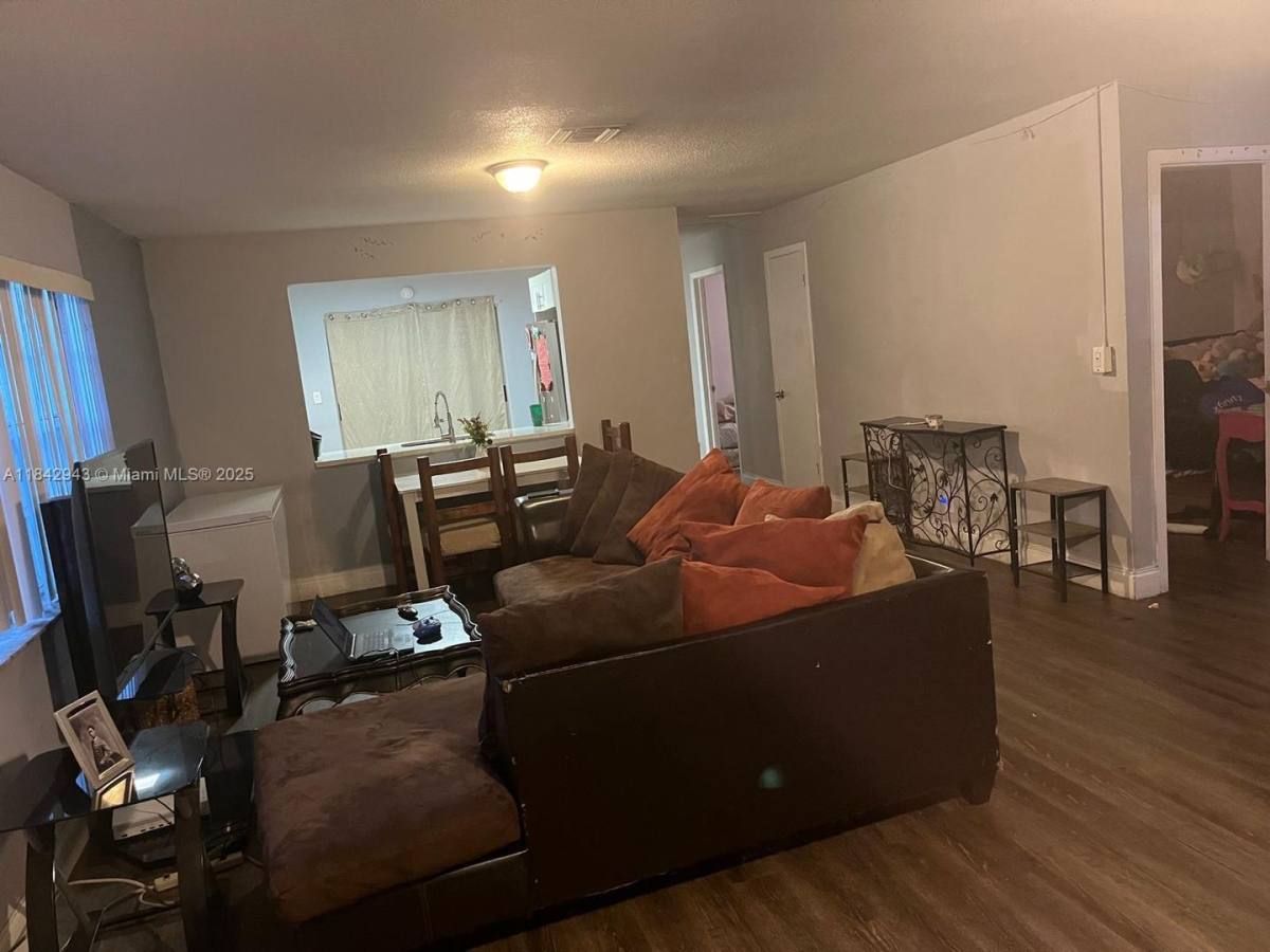 House for rent at 1101 Grant St, West Palm Beach, FL 33407