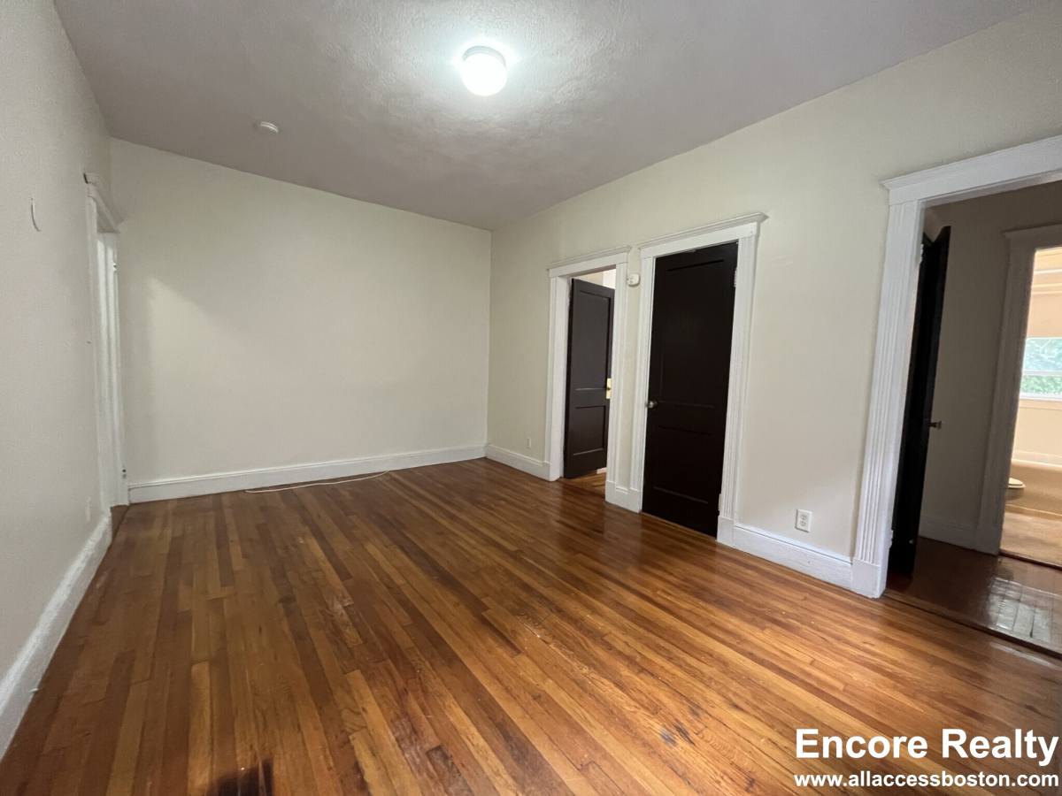 Apartment for rent at 1626 Commonwealth Ave #17, Brighton, MA 02135