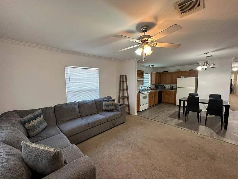 Apartment for rent at 5529 Mesa Circle, Dallas, TX 75235