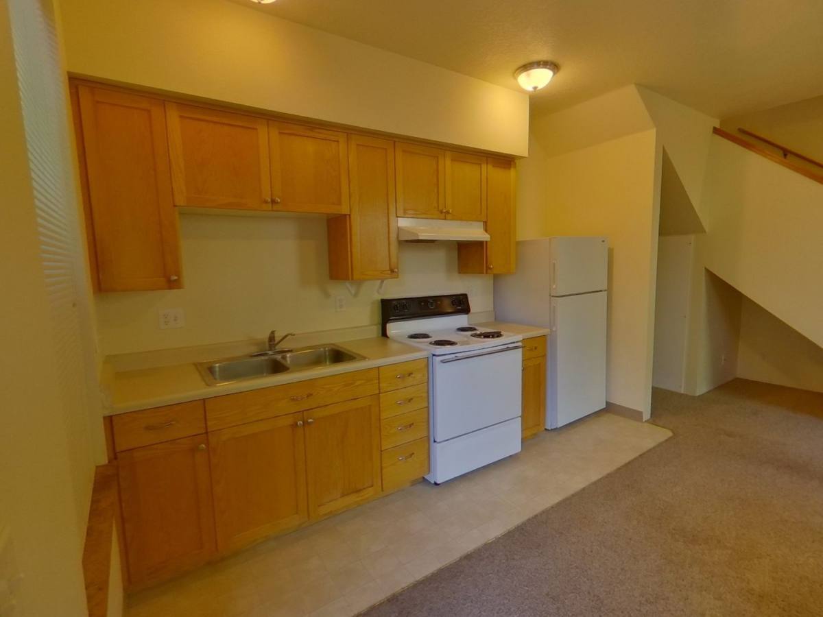 Apartment for rent at 1839 Patterson Alley, Eugene, OR 97401